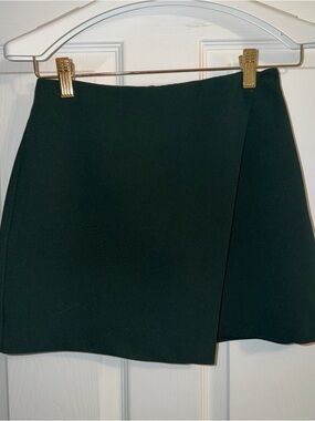 Abercrombie & Fitch The Scarlett Menswear Dark Green Wrap Skirt